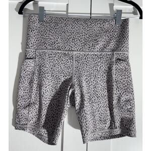 Athleta Salutation Stash Pocket 7” Leopard Print Women's Biker Shorts Size S